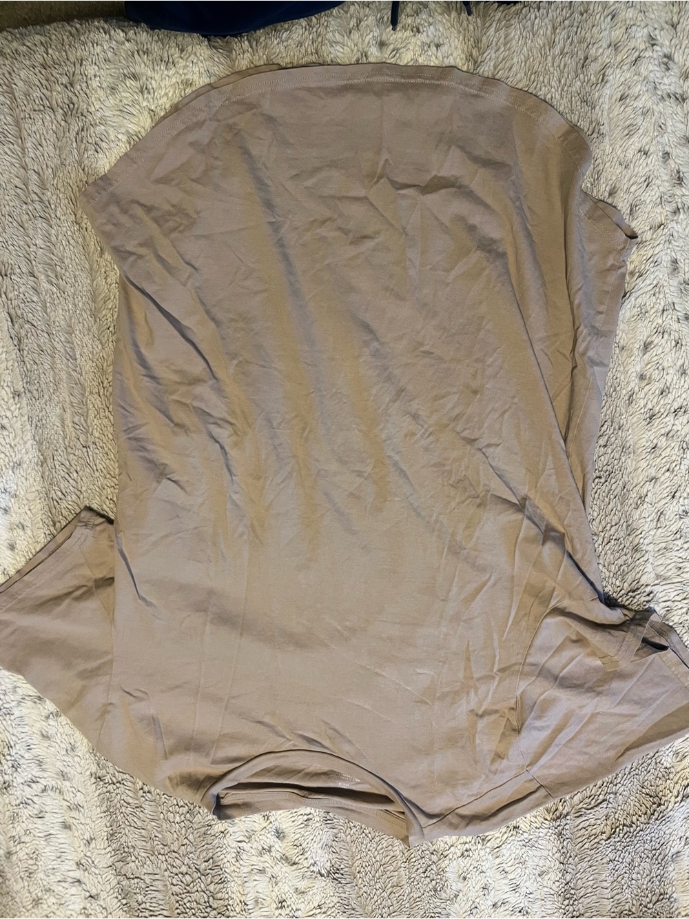 Men’s H&M tan short sleeve t-shirt
